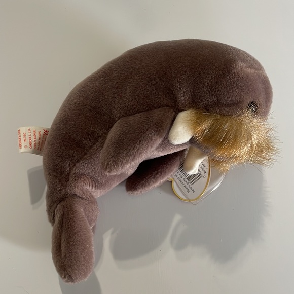 Ty Beanie Baby * Jolly the Walrus * Date of Birth: December 2, 1996 *Collectible - Picture 2 of 8
